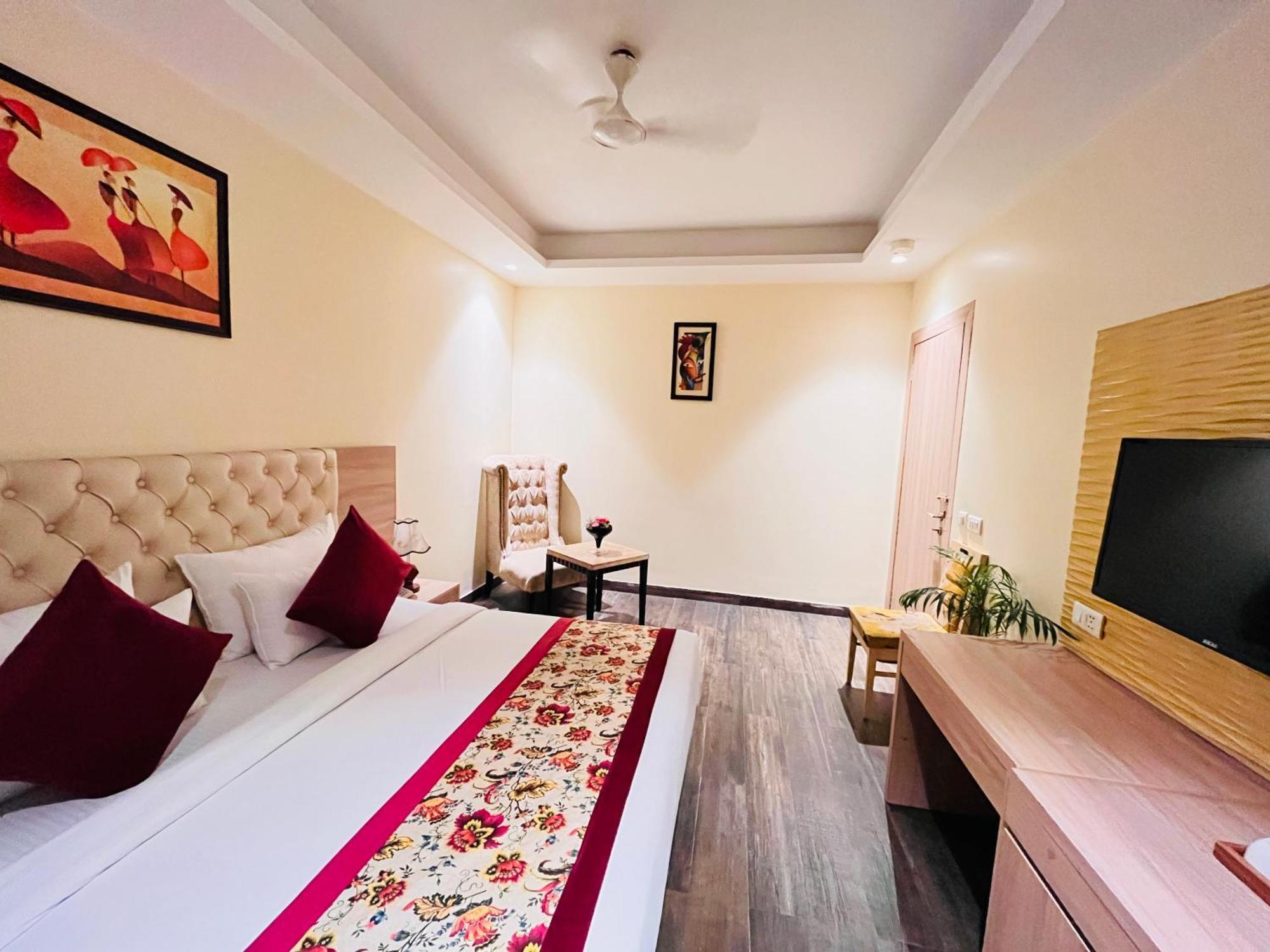 Hotel Banz Near Indira Gandhi Airport Delhi New Delhi Exterior foto