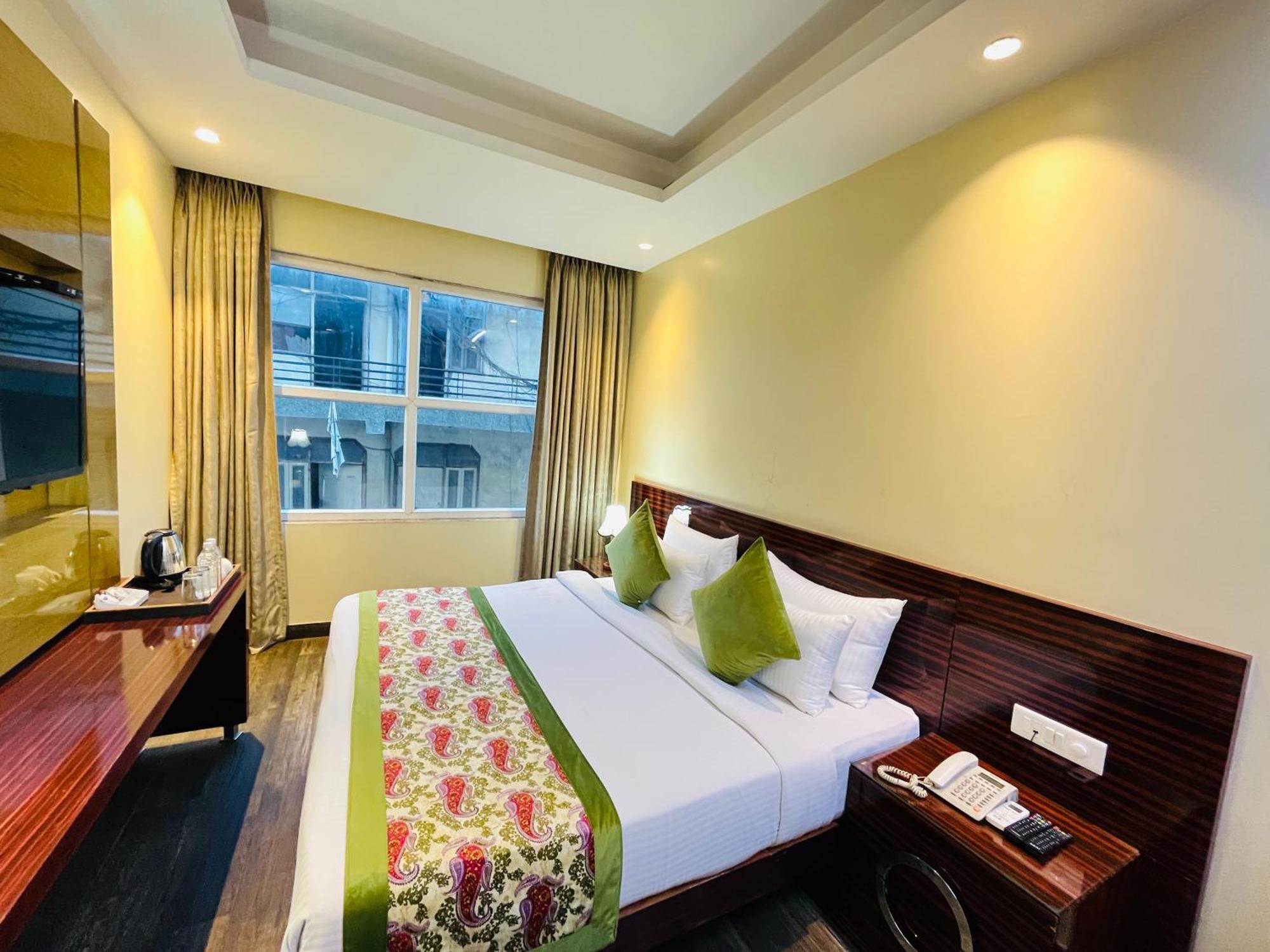 Hotel Banz Near Indira Gandhi Airport Delhi New Delhi Exterior foto
