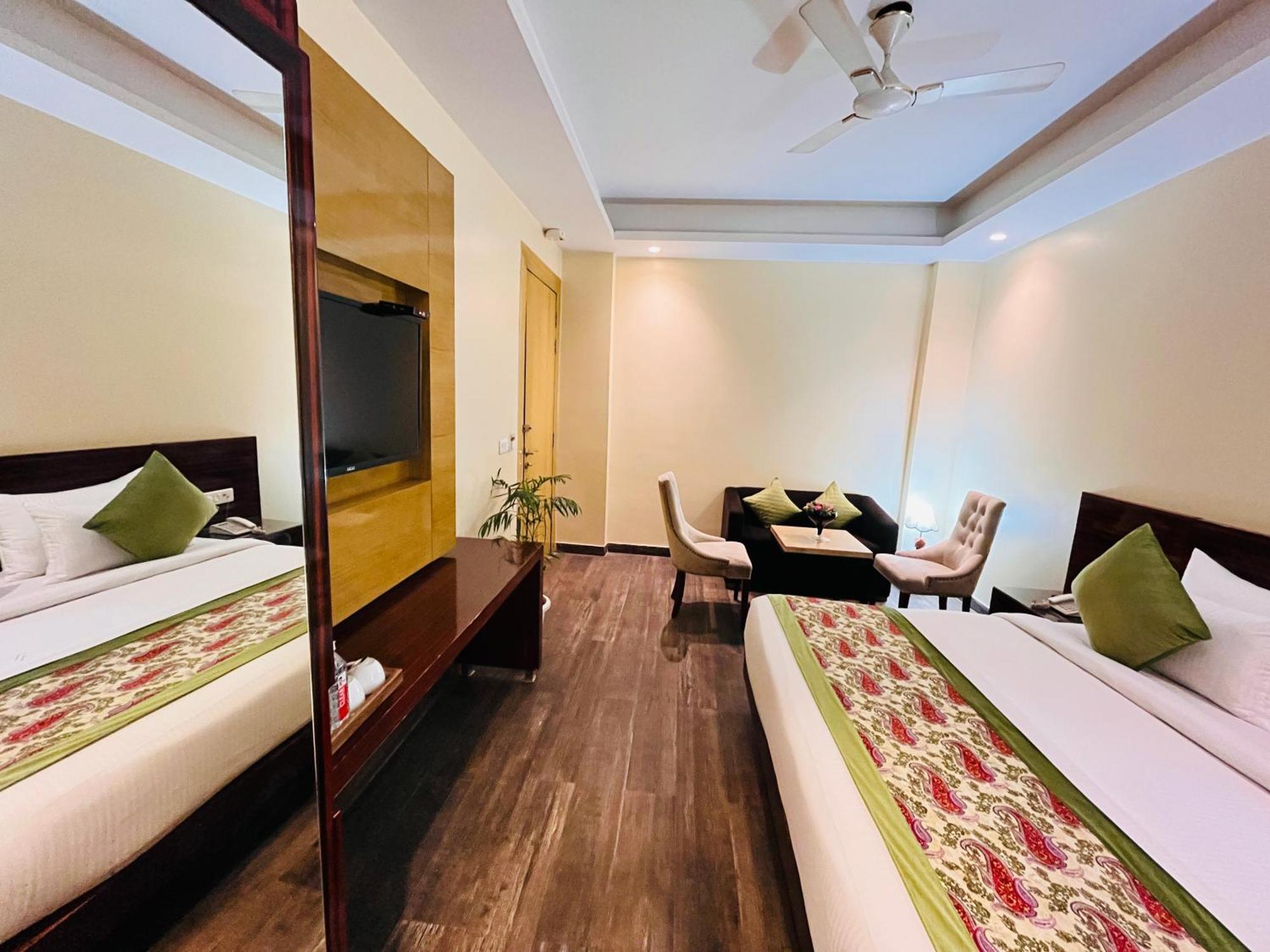 Hotel Banz Near Indira Gandhi Airport Delhi New Delhi Exterior foto