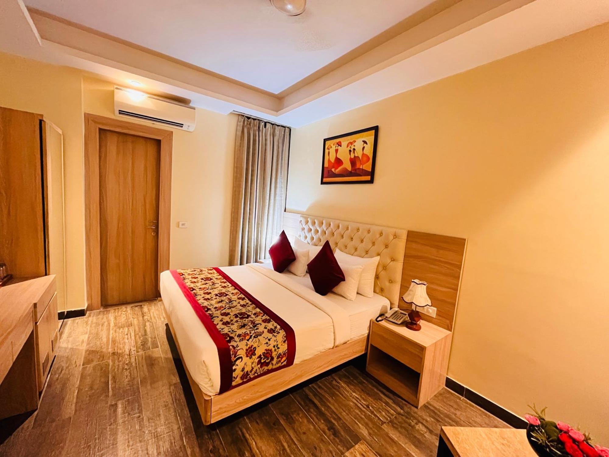 Hotel Banz Near Indira Gandhi Airport Delhi New Delhi Exterior foto