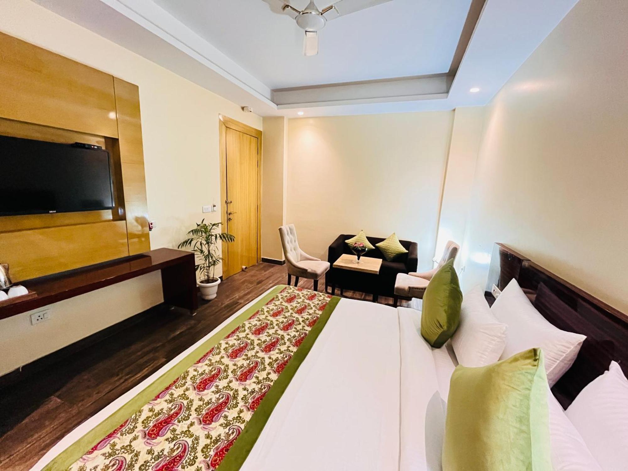 Hotel Banz Near Indira Gandhi Airport Delhi New Delhi Exterior foto